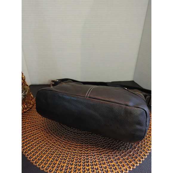 KB Germany Shoulder Bag - Picture 5 of 7